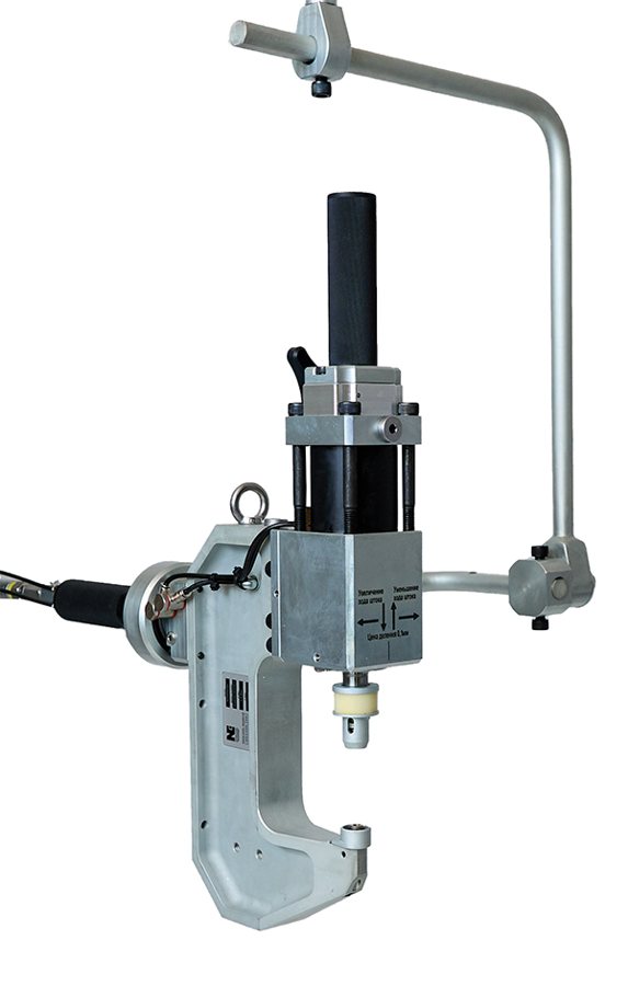High-Force Pneumohydraulic Clinching Tool