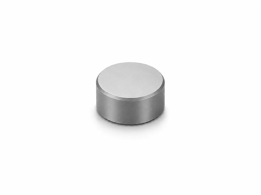 Adjustment shim for dies No. 4–6